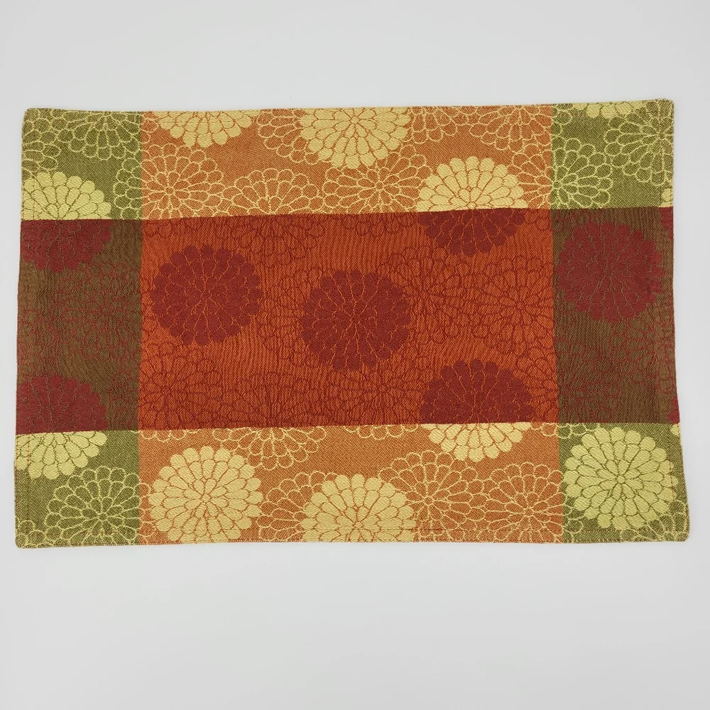 Pier 1 Placemats Set of 4 Jacquard Peonies Floral Fabric Red Green Yellow